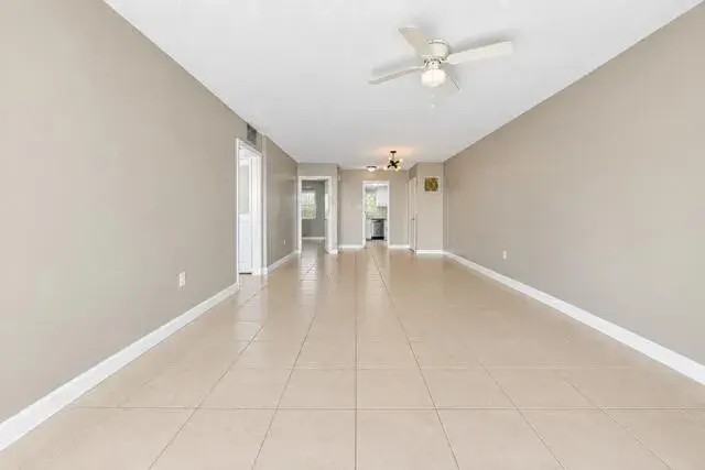 1410 S Federal Highway # 303, FL 33460
