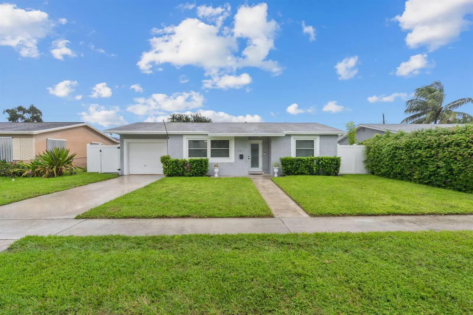3 bedroom 2 bath Residential for sale at 7541 HOPE Street, Hollywood FL 33024