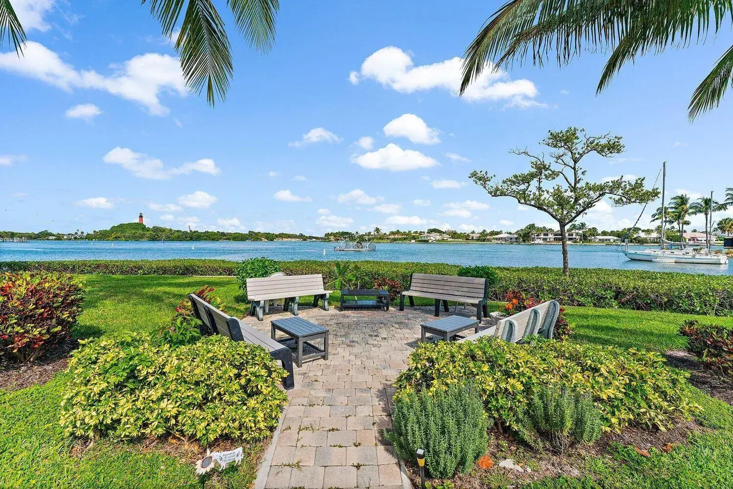 2 bedroom 2 bath Residential for sale at 755 SATURN Street # H206, Jupiter FL 33477