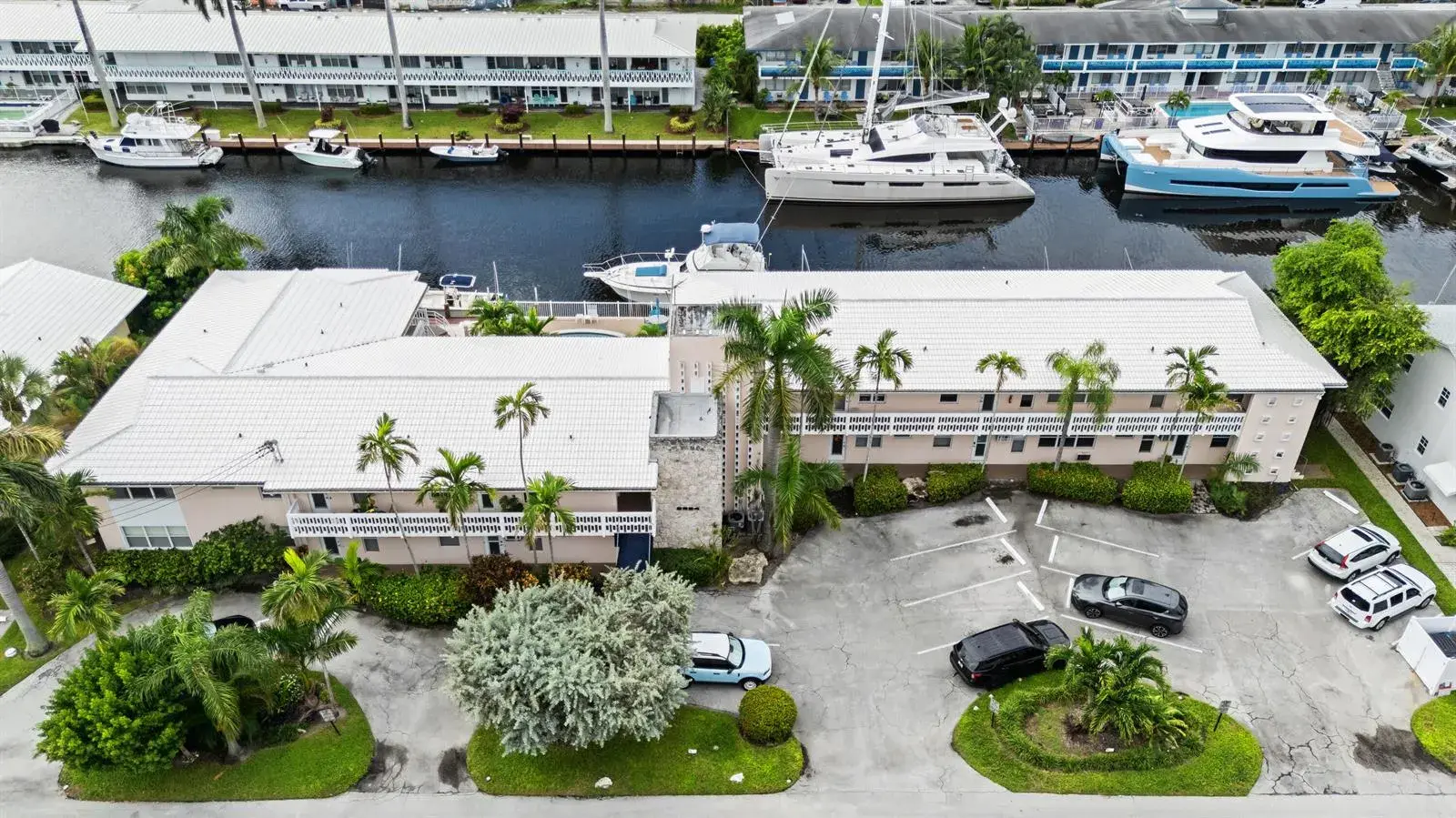 2 bedroom 2 bath Residential for sale at 2824 NE 33rd Court # 8, Fort Lauderdale FL 33306