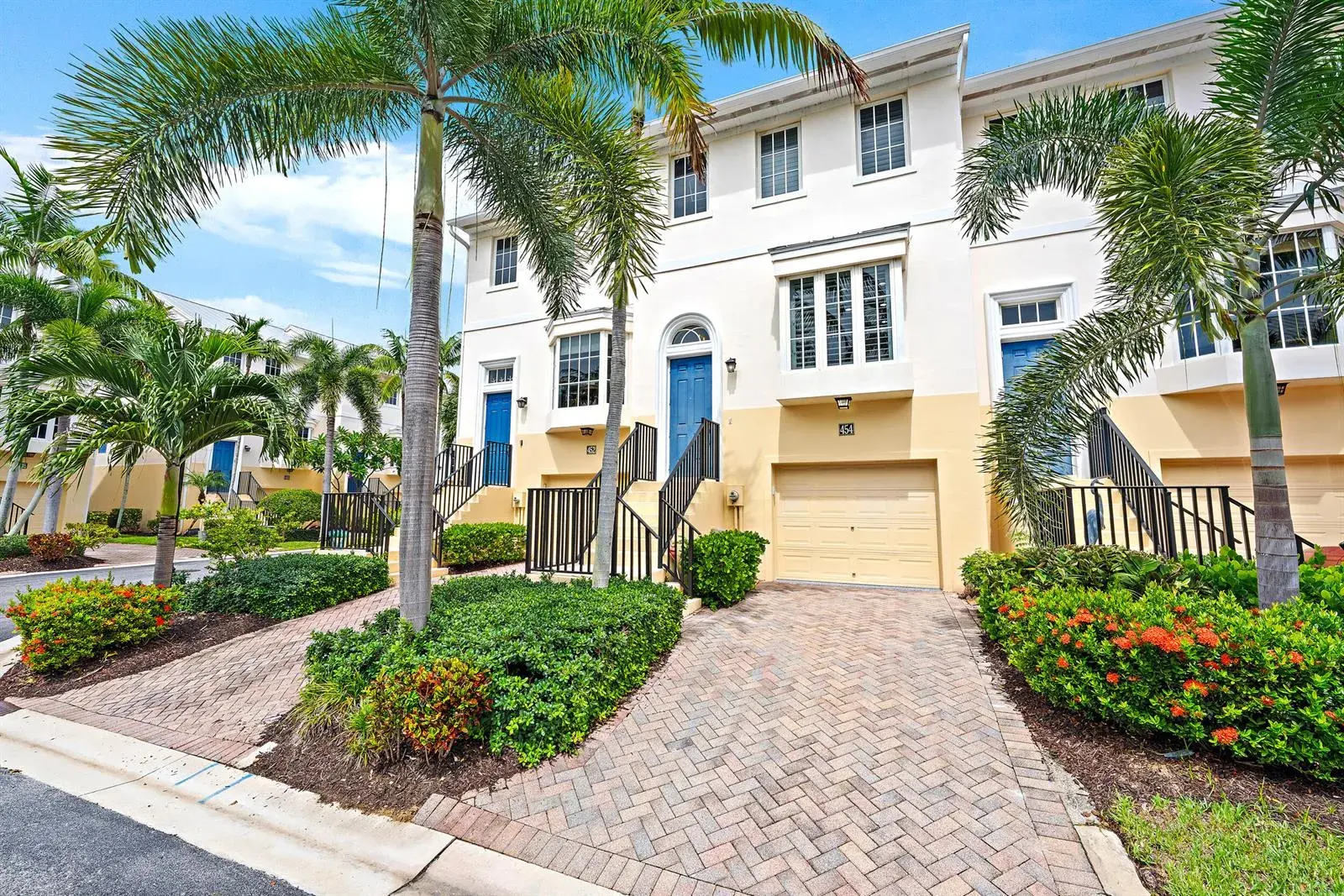 2 bedroom 2 bath Residential for sale at 454 Juno Dunes Way, Juno Beach FL 33408