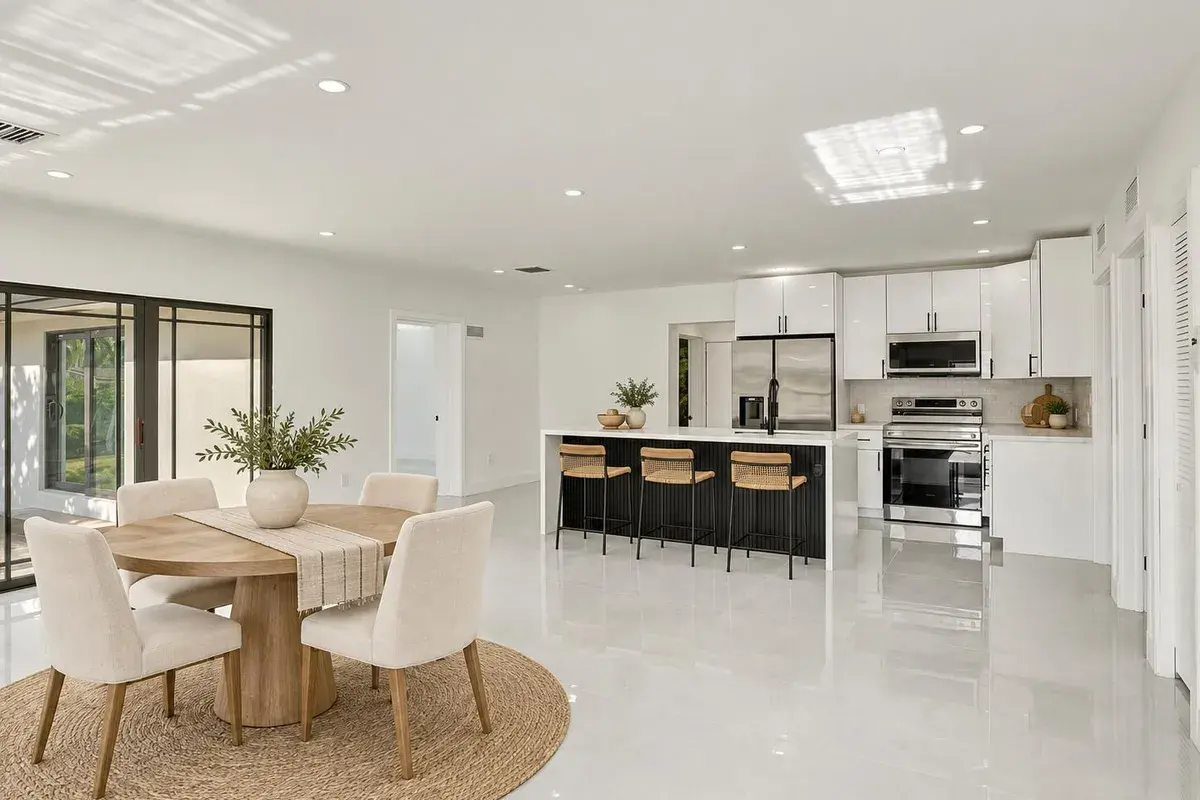 3234 TAFT Street, Hollywood FL 33021