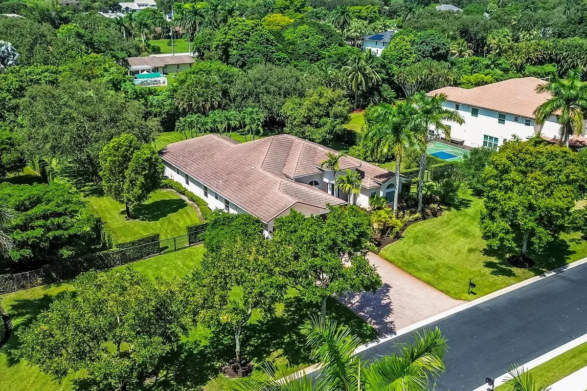 3599 Juniper Lane, Davie FL 33330