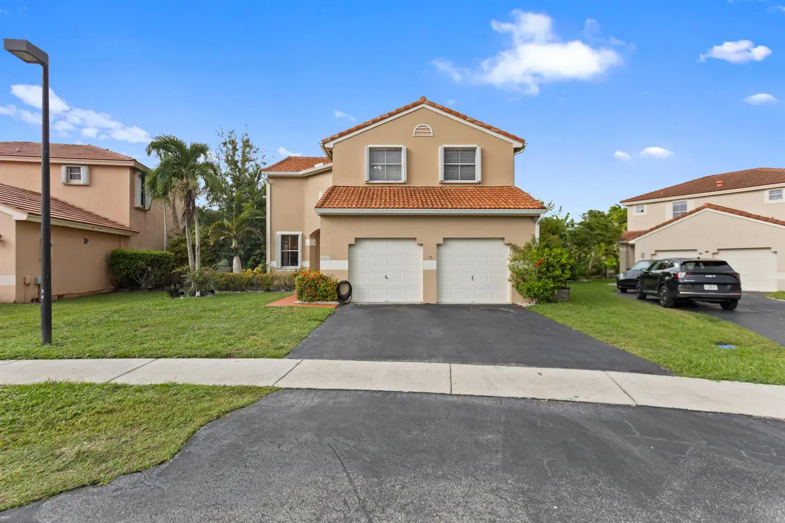4 bedroom 2 bath Residential for sale at 18413 NW 20th Street, Pembroke Pines FL 33029