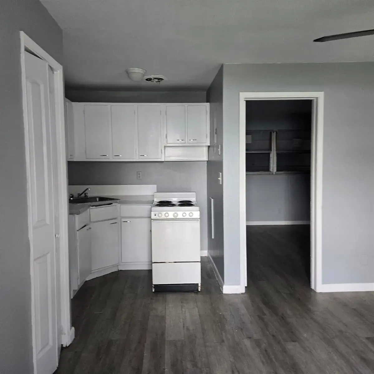 1 bedroom 1 bath Residential Lease for rent at 2850 SW 1st Street # 4, Fort Lauderdale FL 33312