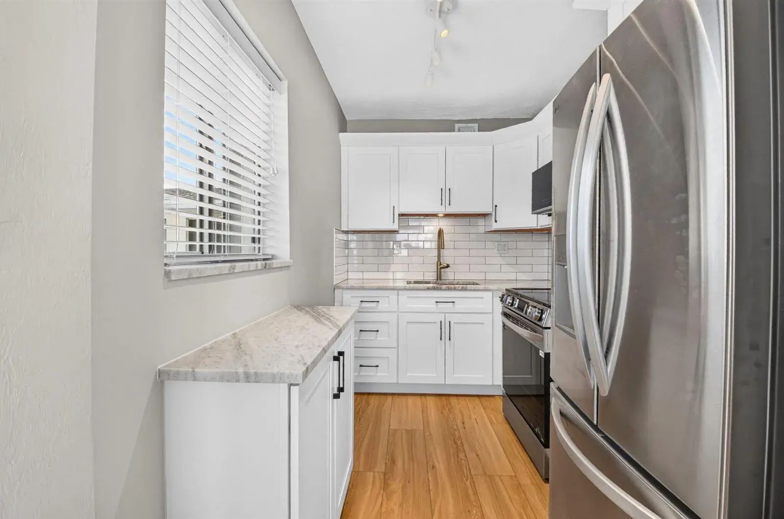 2290 SUNSET Avenue # 20, FL 33461
