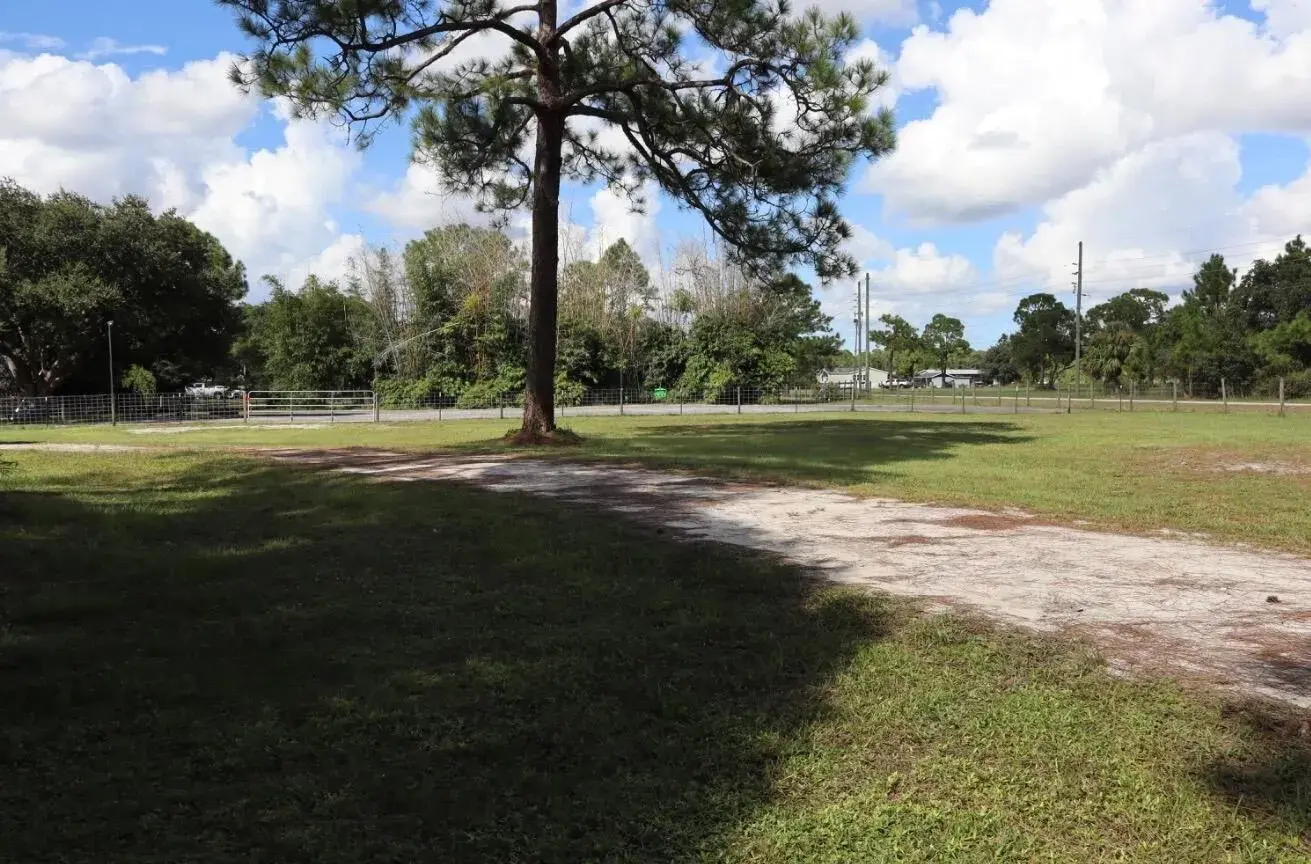 13351 NE 22nd Avenue, Okeechobee FL 34972