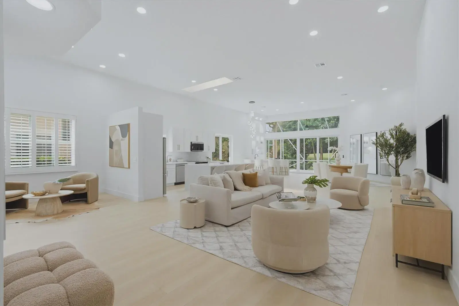 3 bedroom 3 bath Residential for sale at 6429 Three Lakes Lane, Boynton Beach FL 33437