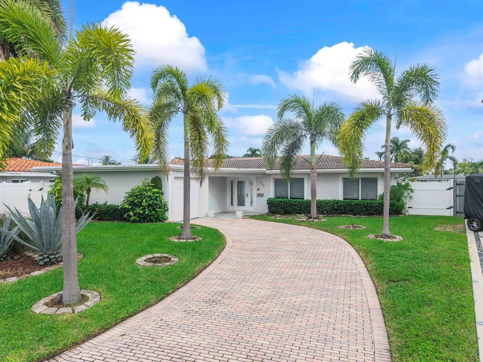 3 bedroom 2 bath Residential for sale at 361 SE 9TH Court, Pompano Beach FL 33060
