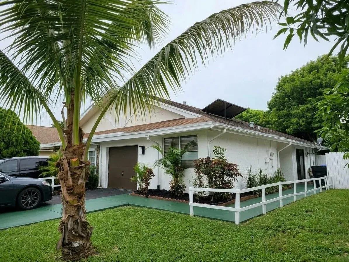 1320 SW 75TH Avenue, North Lauderdale FL 33068
