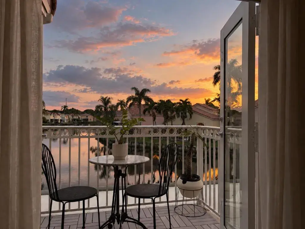 4 bedroom 2 bath Residential for sale at 1050 SE 6TH Avenue, Dania Beach FL 33004