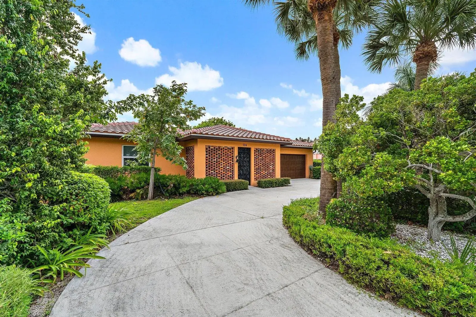 324 Sandal Lane, Palm Beach Shores FL 33404