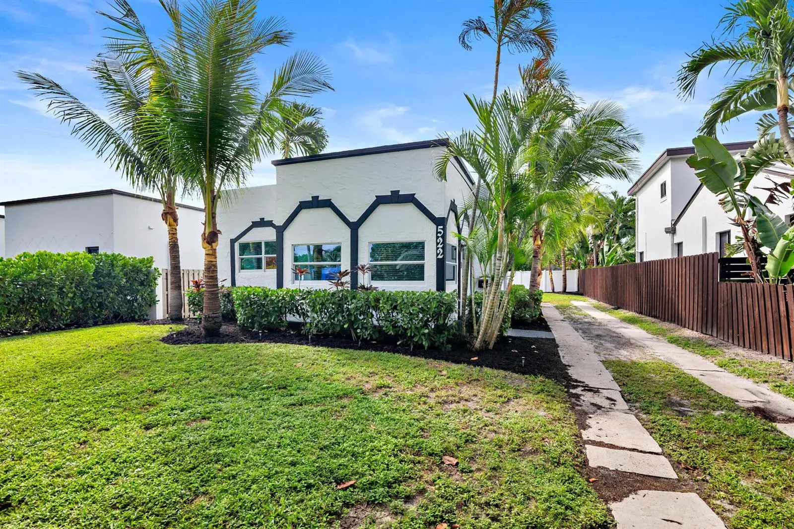 522 Upland Road, West Palm Beach FL 33401