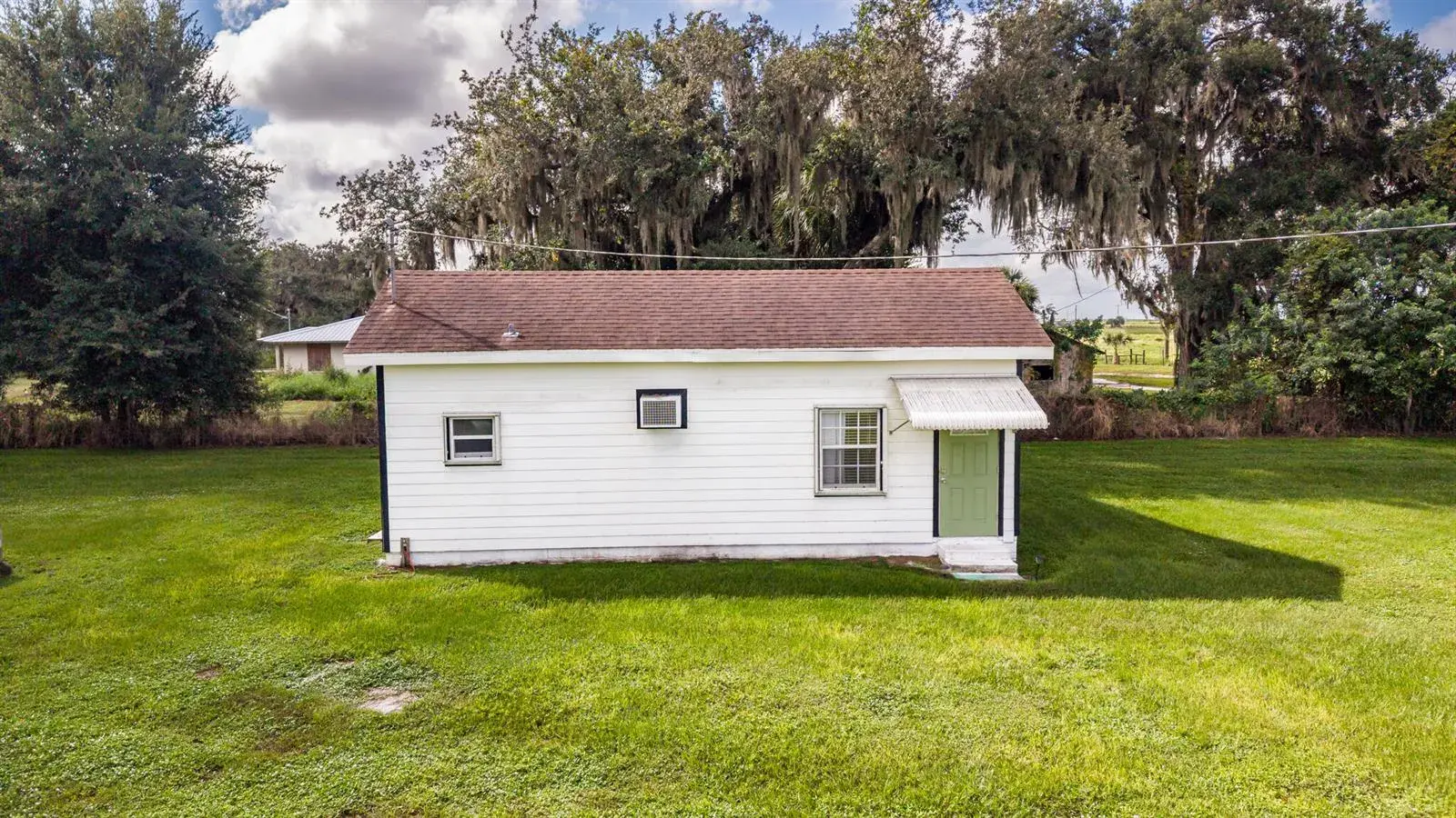 125 TUT N LUE Road, FL 33857