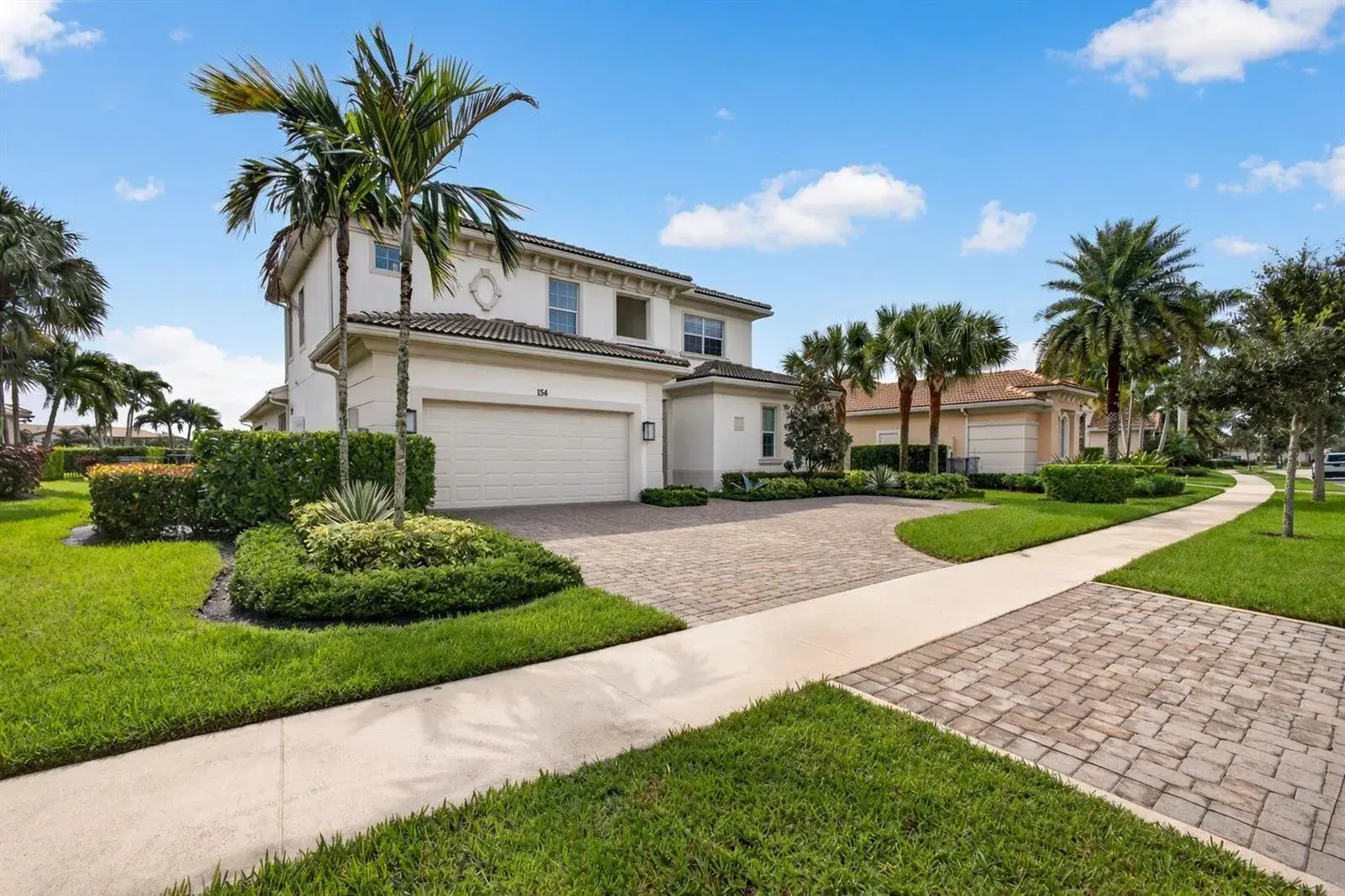 4 bedroom 3 bath Residential for sale at 154 Sonata Drive, Jupiter FL 33478