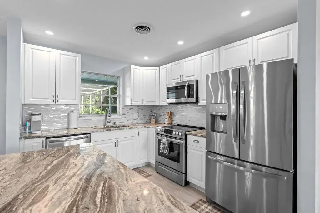 1593 NE 24th Street, Jensen Beach FL 34957