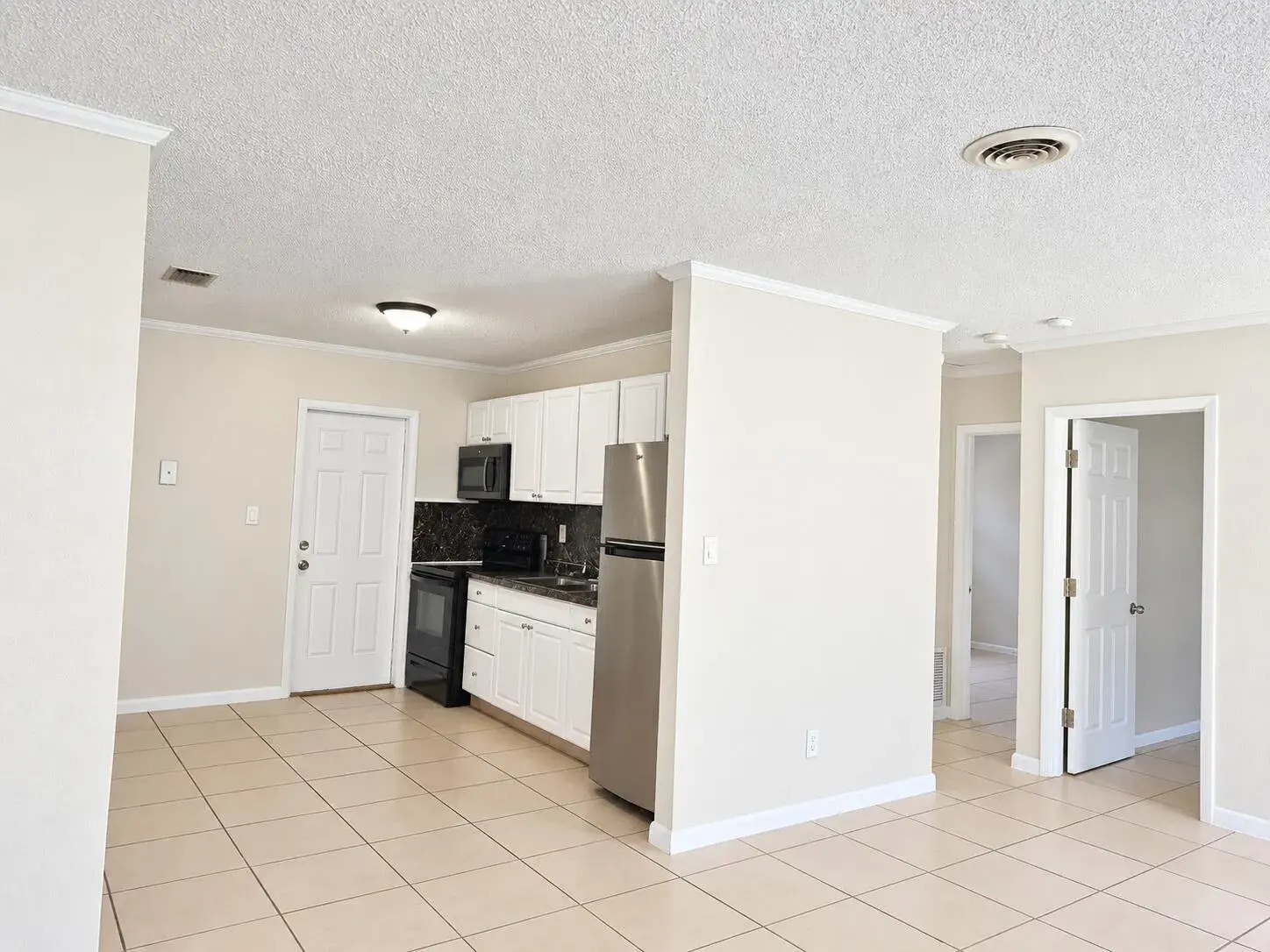 2 bedroom 1 bath Residential Lease for rent at 727 NW 1st Avenue # 2, Fort Lauderdale FL 33311