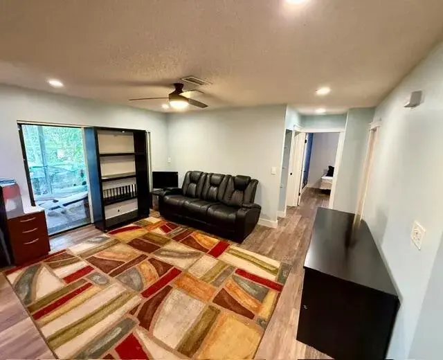 9454 NW 46TH Street, Sunrise FL 33351