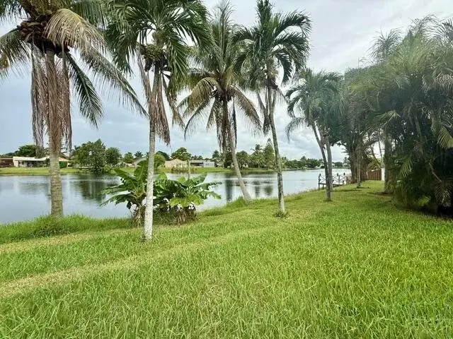 9454 NW 46TH Street, Sunrise FL 33351