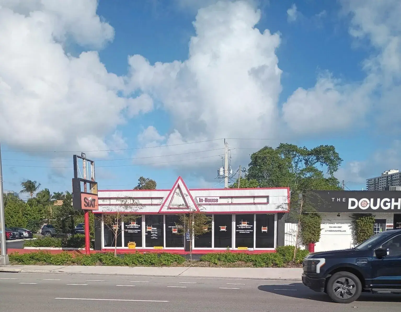 Commercial Sale for sale at 1380 S Federal Highway, Pompano Beach FL 33062
