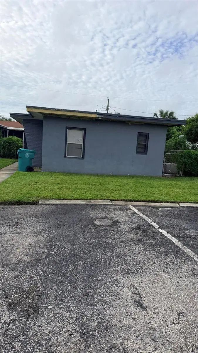 512 SE 21ST Avenue # B, Boynton Beach FL 33435