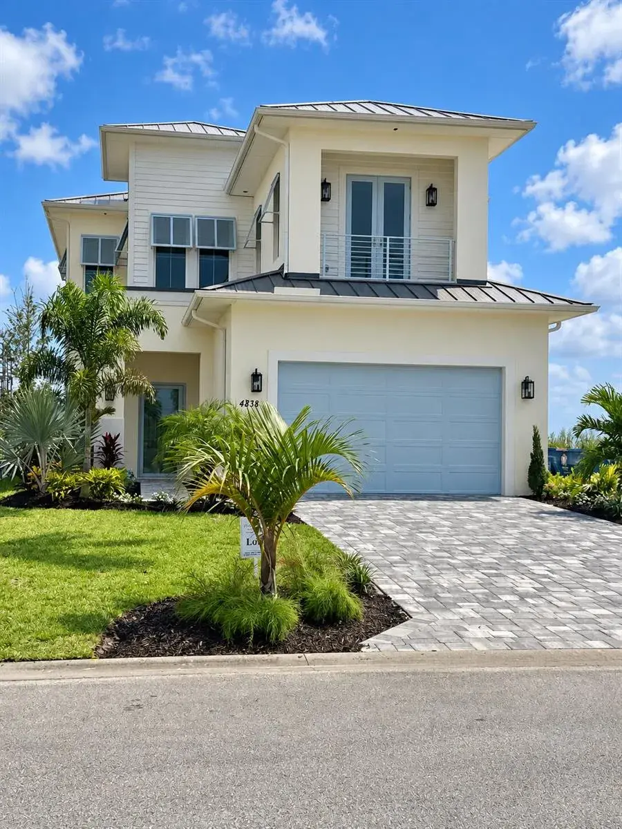 4 bedroom 4 bath Residential for sale at 4838 S Harbor Drive, Vero Beach FL 32967
