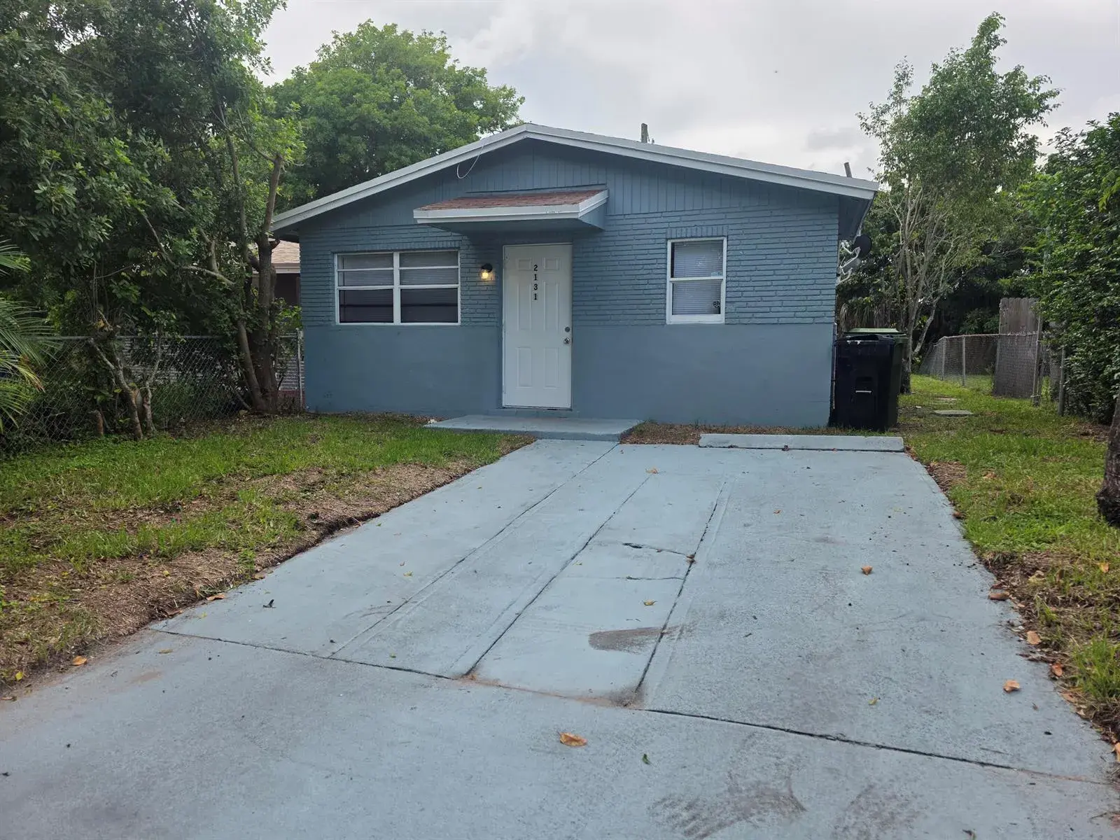 3 bedroom 1 bath Residential Lease for rent at 2131 NW 26TH Avenue, Fort Lauderdale FL 33311