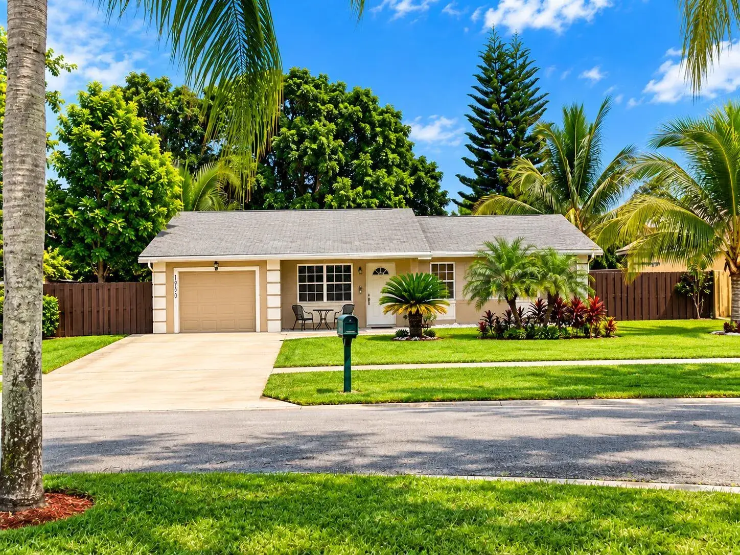 4 bedroom 2 bath Residential for sale at 19660 DELAWARE Circle # 0, Boca Raton FL 33434