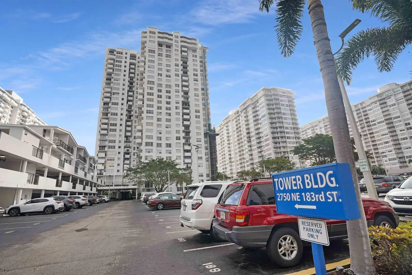 1 bedroom 1 bath Residential for sale at 2750 NE 183RD Street # 1801, Aventura FL 33160