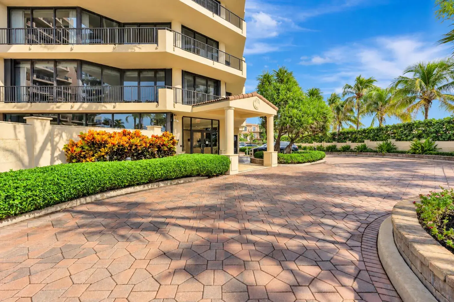 3 bedroom 4 bath Residential for sale at 570 Ocean Drive # 602, Juno Beach FL 33408