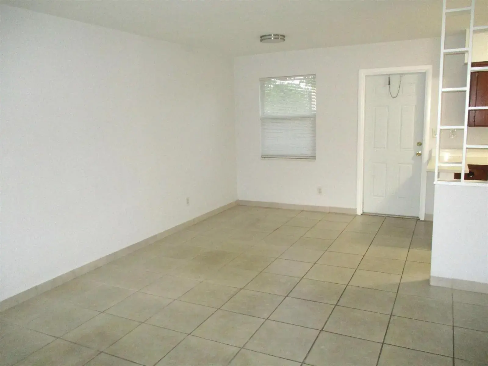 1 bedroom 1 bath Residential Lease for rent at 2640 PIERCE Street # 5, Hollywood FL 33020