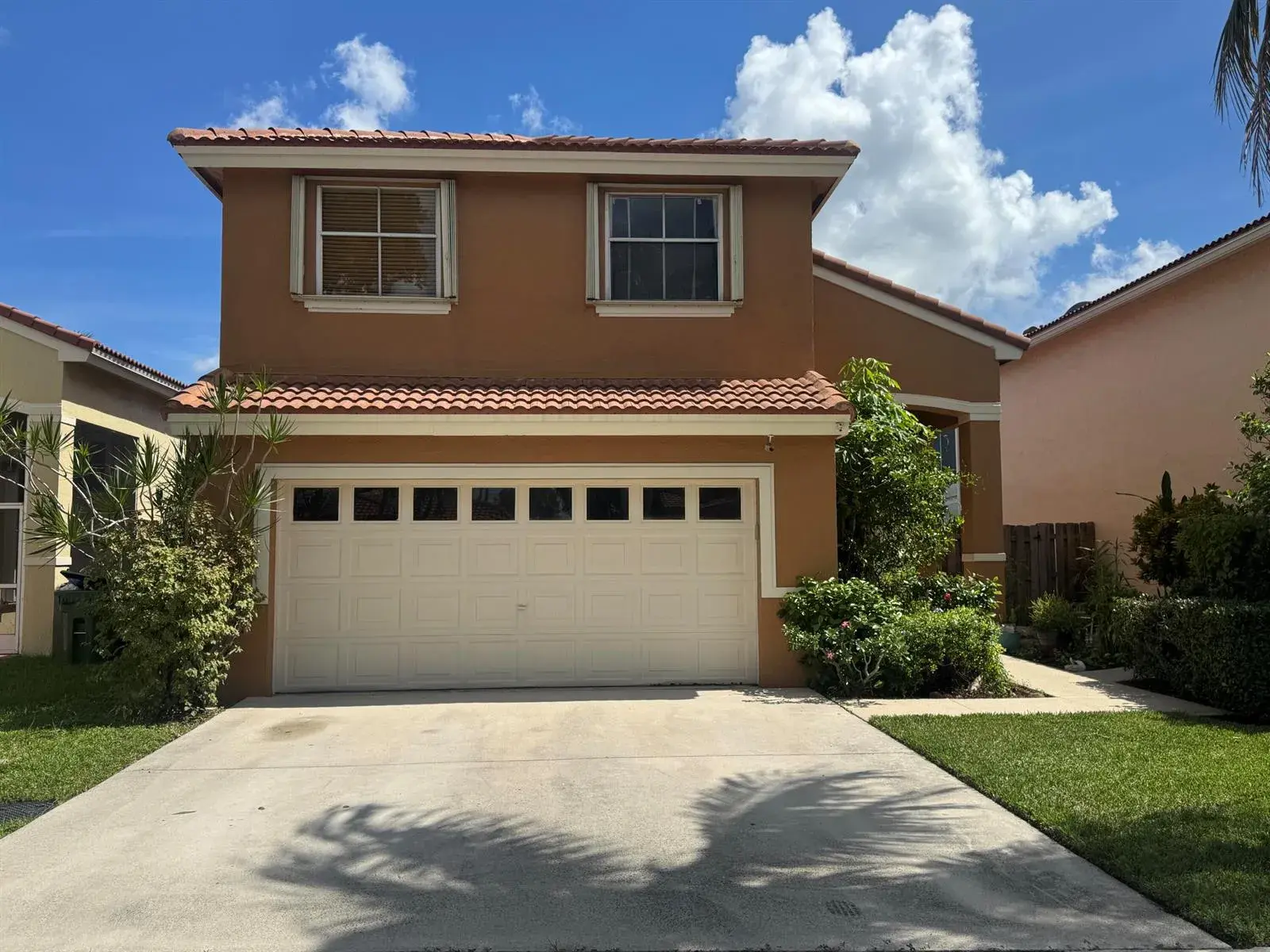 3 bedroom 2 bath Residential for sale at 3130 W BUENA VISTA Drive, Margate FL 33063