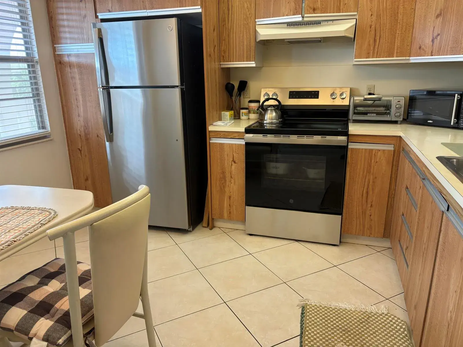 2 bedroom 2 bath Residential for sale at 2003 Granada Drive # B4, Coconut Creek FL 33066