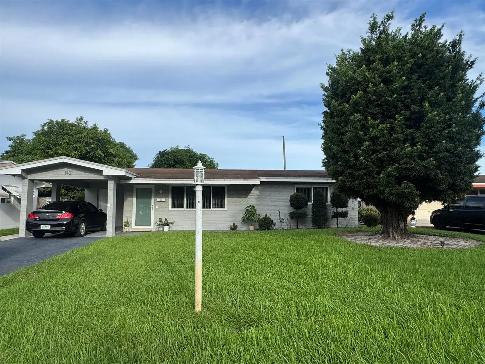 3 bedroom 2 bath Residential for sale at 1431 NW 79TH Way, Pembroke Pines FL 33024
