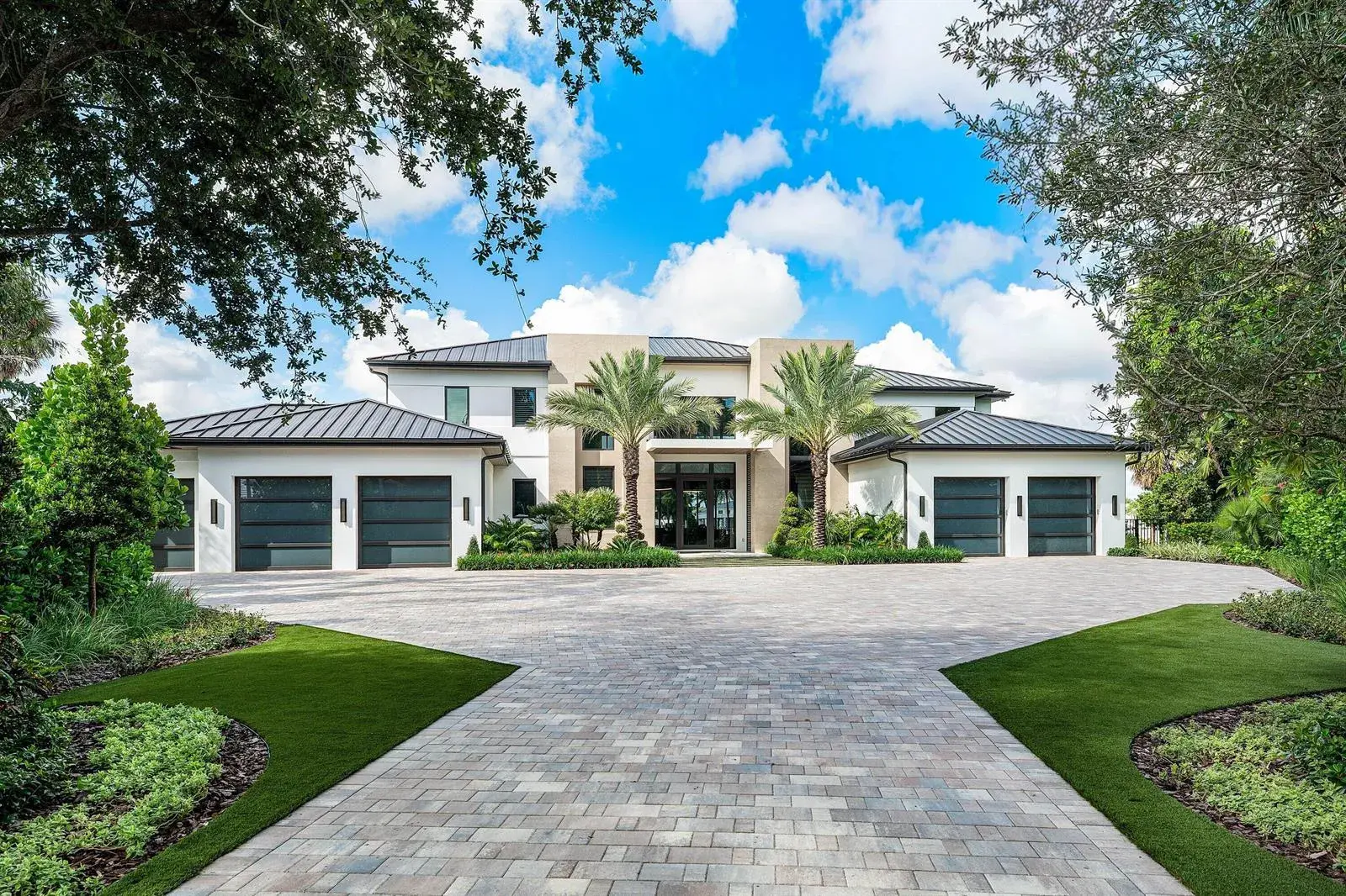 6 bedroom 8 bath Residential for sale at 2961 NE 27TH Avenue, Lighthouse Point FL 33064