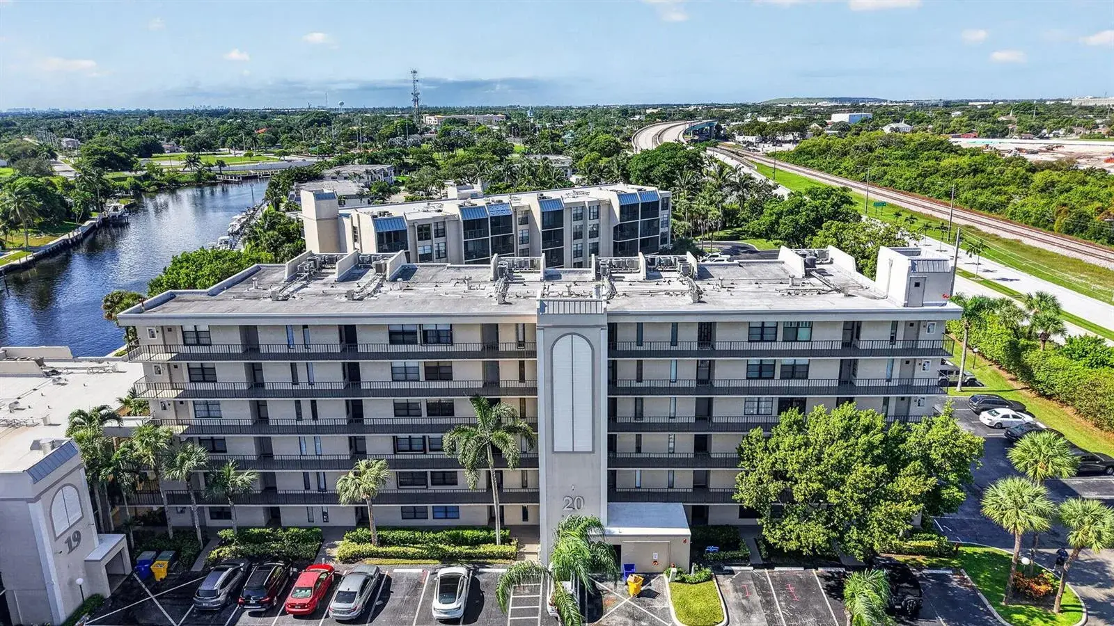 2 bedroom 2 bath Residential for sale at 20 ROYAL PALM Way # 301, Boca Raton FL 33432