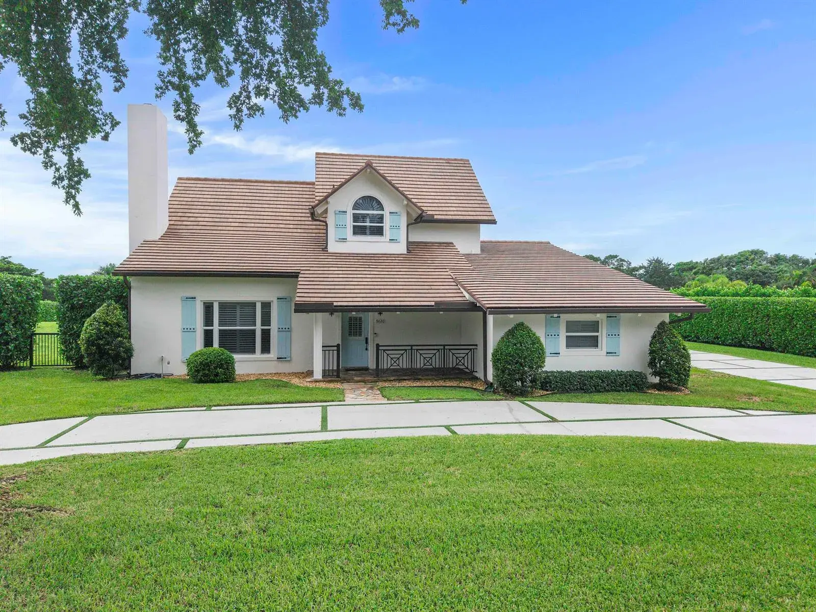4 bedroom 4 bath Residential for sale at 9620 NW 39TH Court, Coral Springs FL 33065