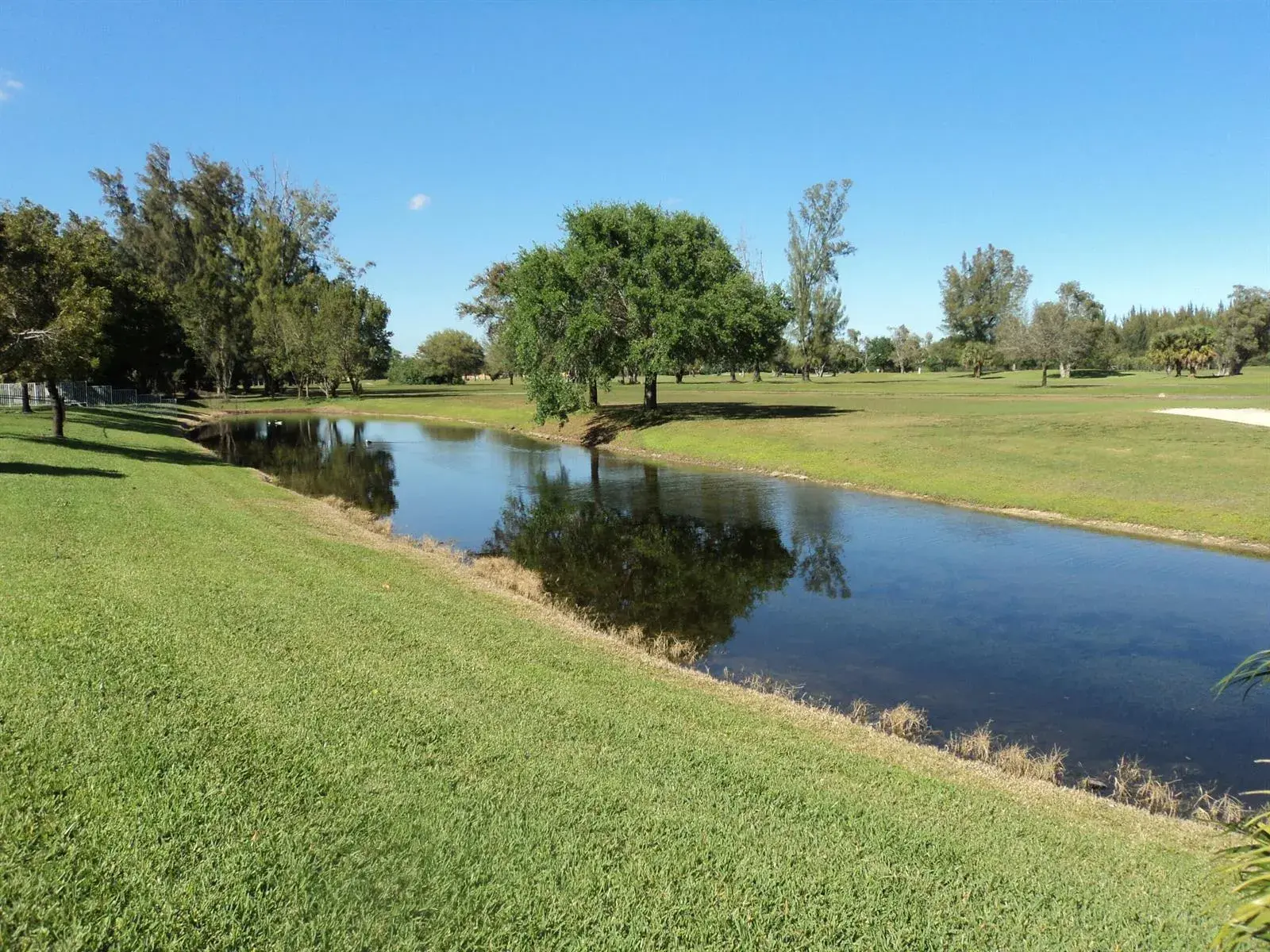 2451 ARAGON Boulevard # 1, Sunrise FL 33322