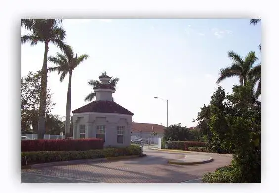 2451 ARAGON Boulevard # 1, Sunrise FL 33322