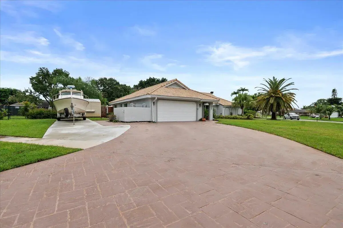 1802 SE Hanby Avenue, Port St. Lucie FL 34952