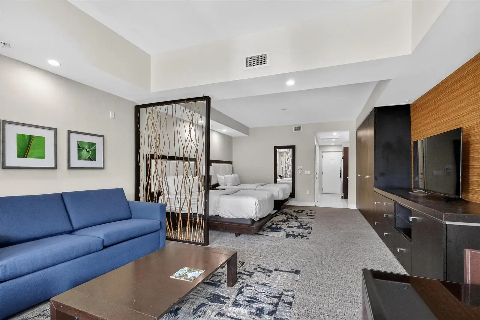 5300 NW 87TH Avenue # 1215, Doral FL 33178