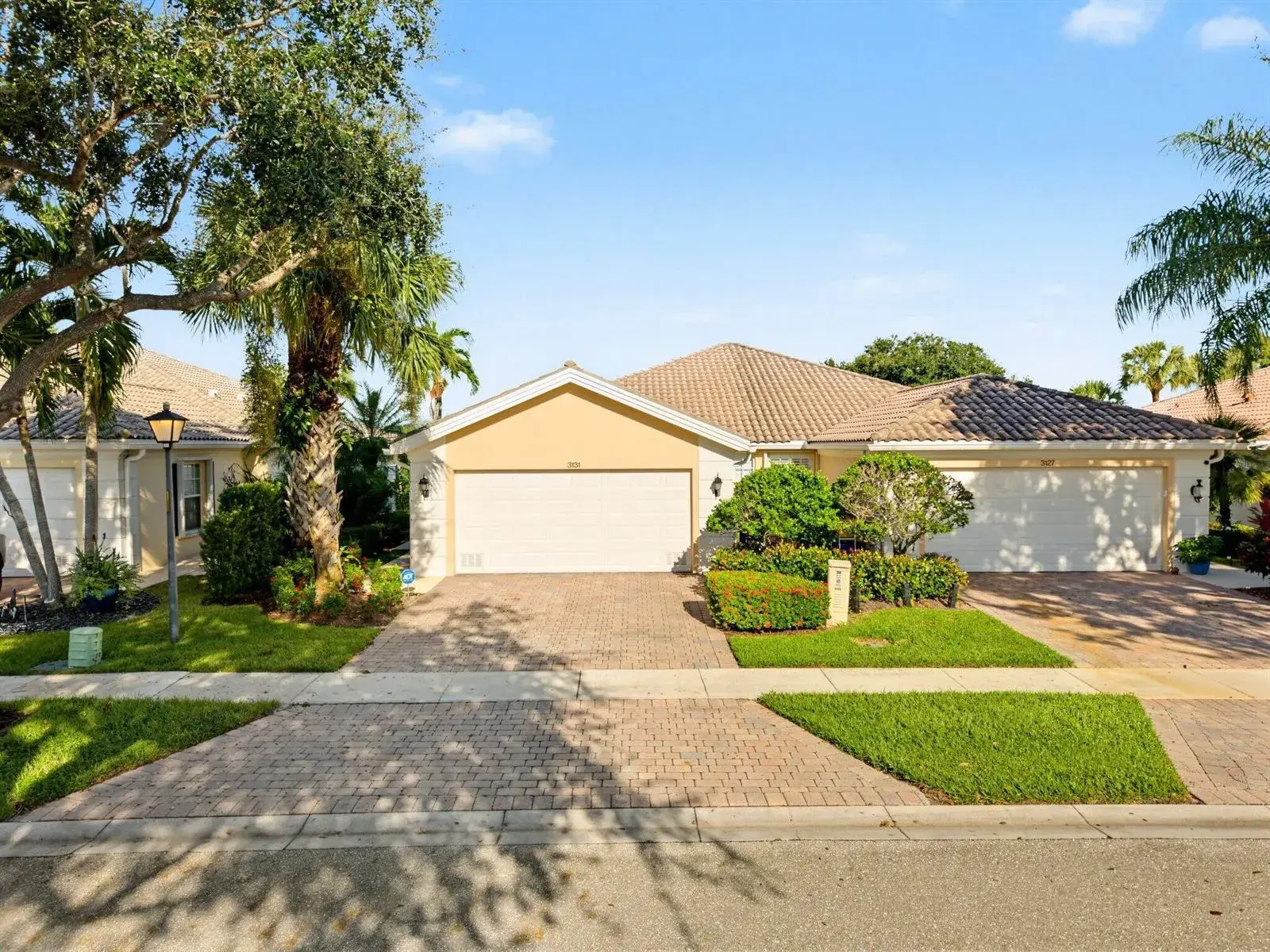 2 bedroom 2 bath Residential for sale at 3131 VERDMONT Lane, Wellington FL 33414