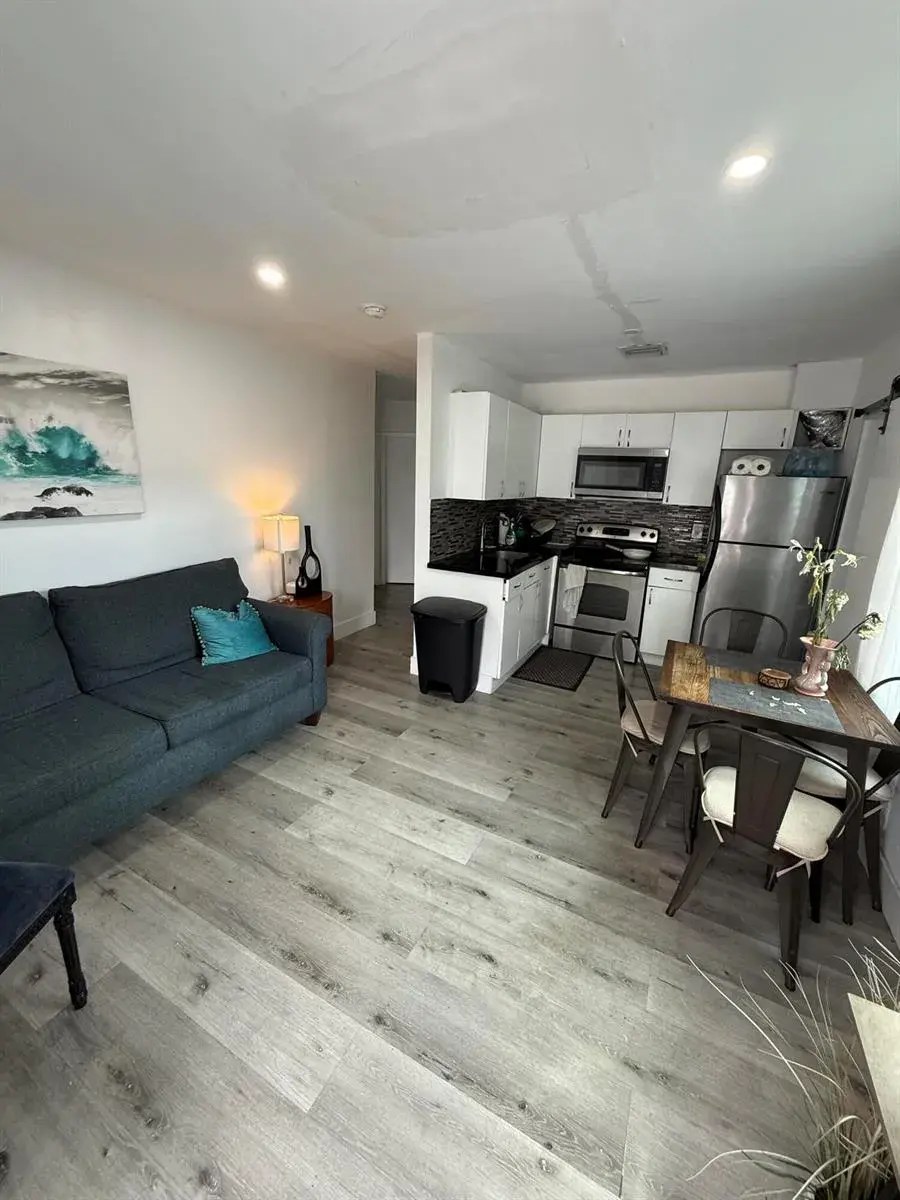 1044 NW 4TH Avenue, Fort Lauderdale FL 33311