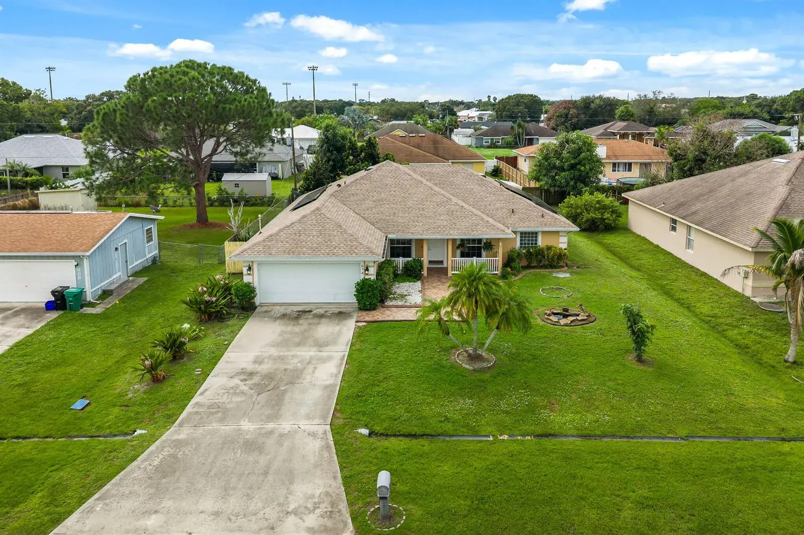 3 bedroom 2 bath Residential for sale at 674 SW LUCERO Drive, Port St. Lucie FL 34983
