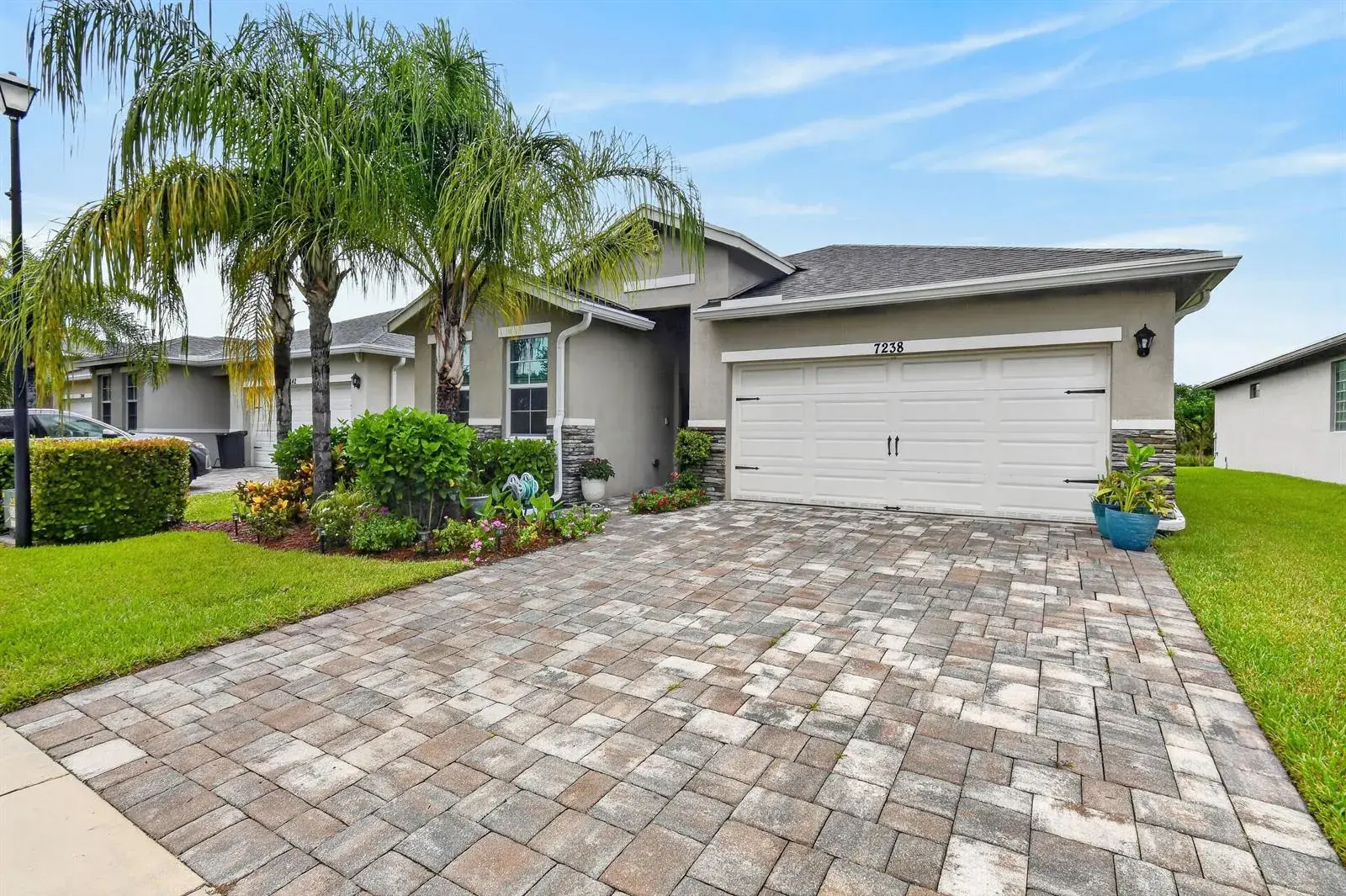 3 bedroom 2 bath Residential for sale at 7238 SE Pine Valley Court, Hobe Sound FL 33455