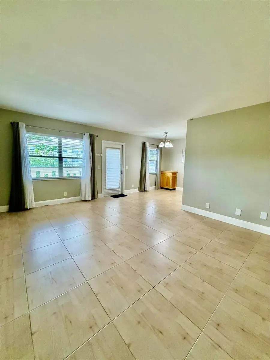 153 Dorset D, Boca Raton FL 33434