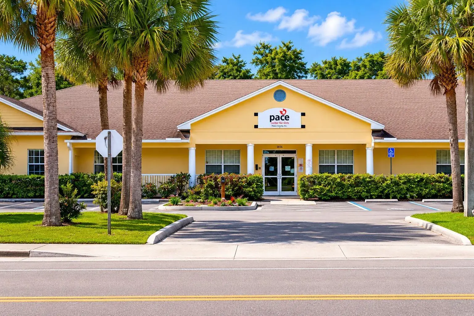 Commercial Sale for sale at 3651 VIRGINIA Avenue, Fort Pierce FL 34981