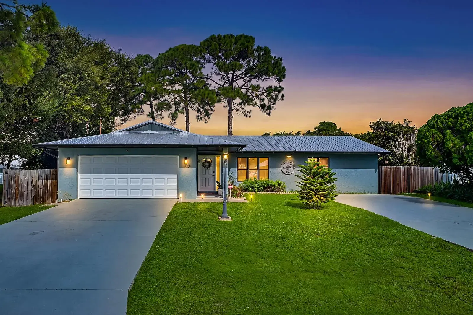 3 bedroom 2 bath Residential for sale at 379 SE HUSTED Terrace, Port St. Lucie FL 34983