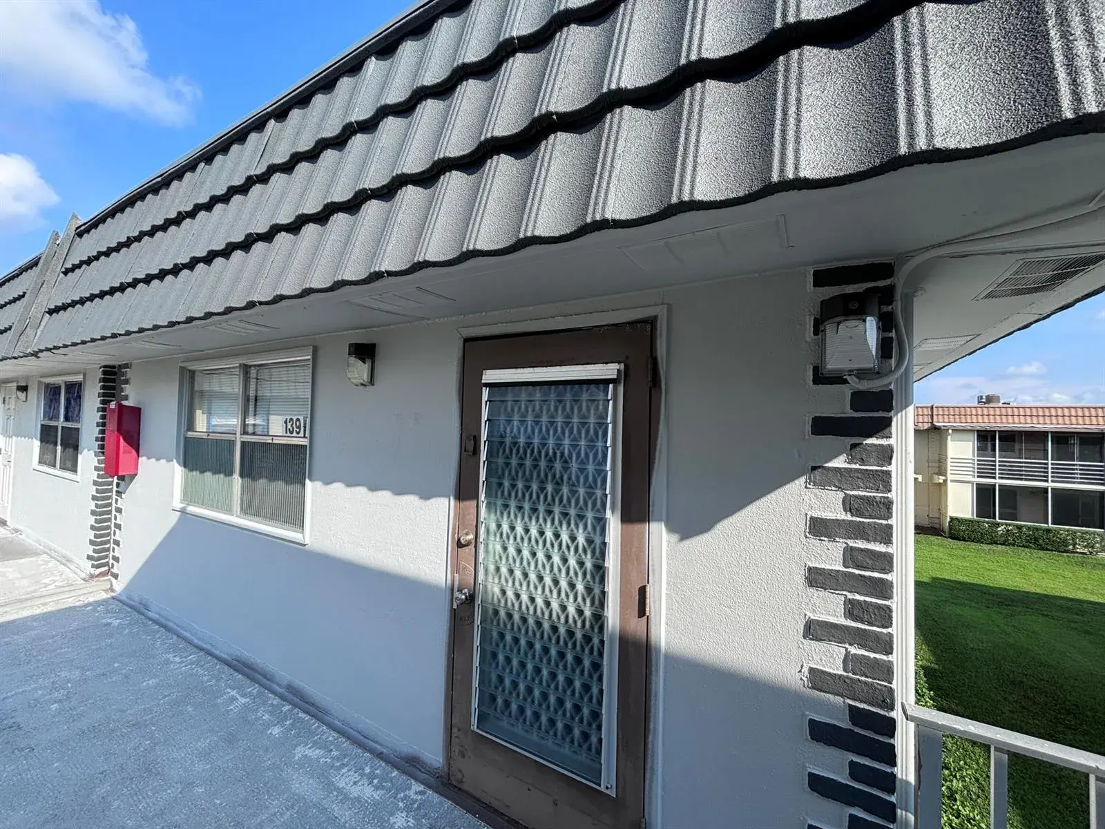 1 bedroom 1 bath Residential for sale at 139 SAXONY C, Delray Beach FL 33446