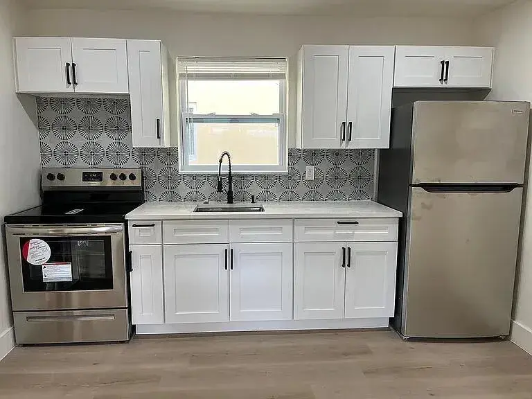 1 bedroom 1 bath Residential Lease for rent at 1720 N 17TH Avenue # 7, Hollywood FL 33020